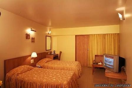 Sahil Sarovar Portico ロナバラ 部屋 写真