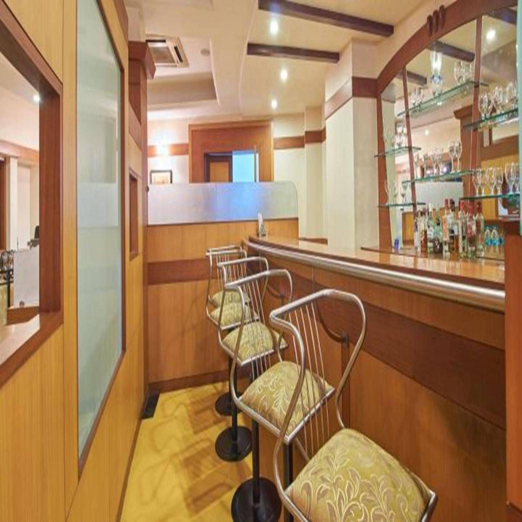 Sahil Sarovar Portico ロナバラ エクステリア 写真
