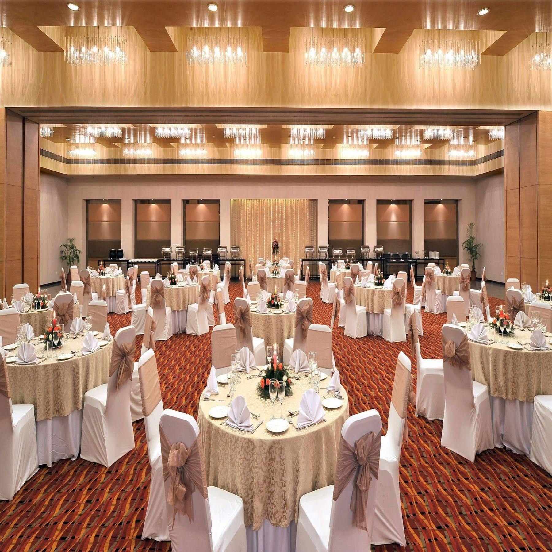 Sahil Sarovar Portico ロナバラ エクステリア 写真