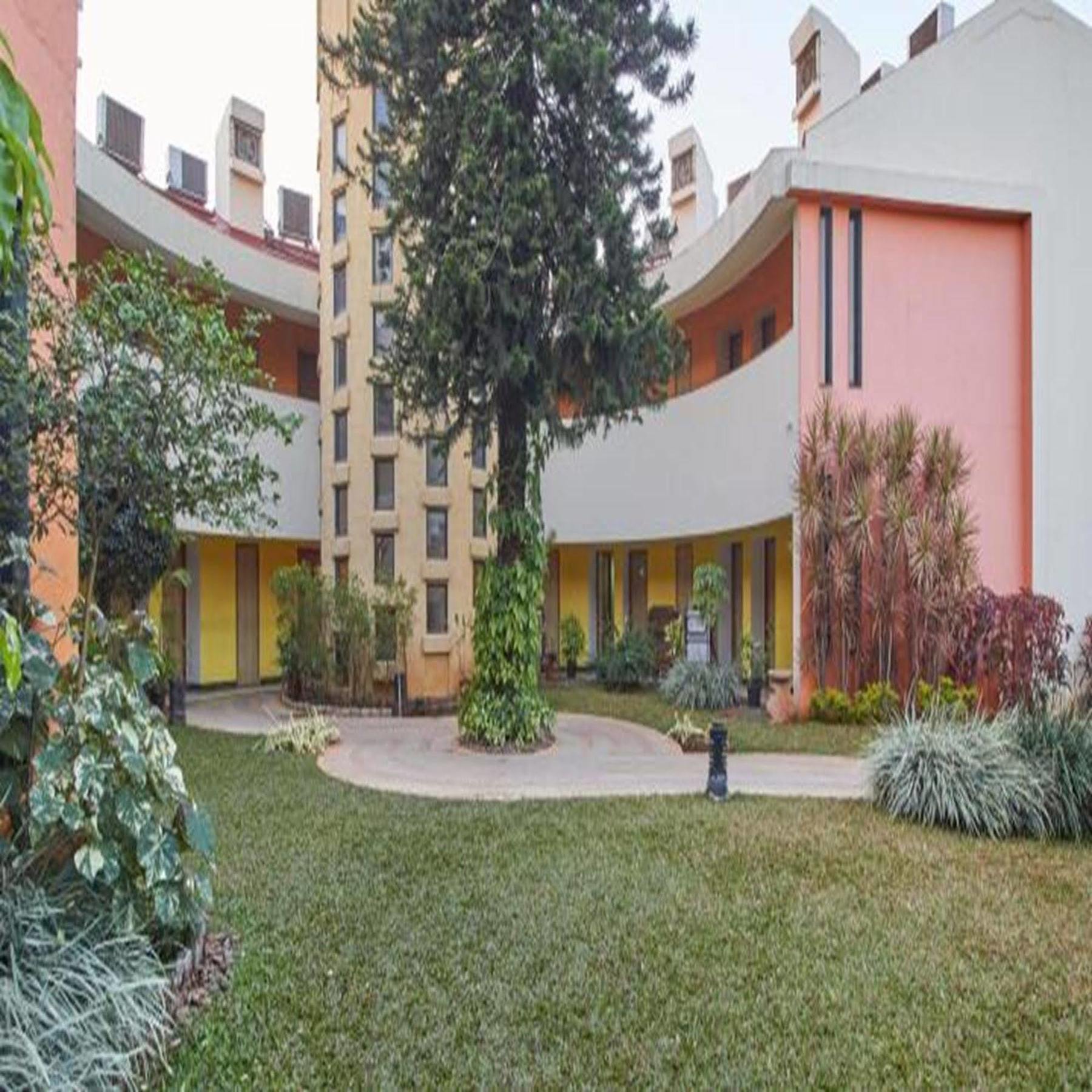 Sahil Sarovar Portico ロナバラ エクステリア 写真